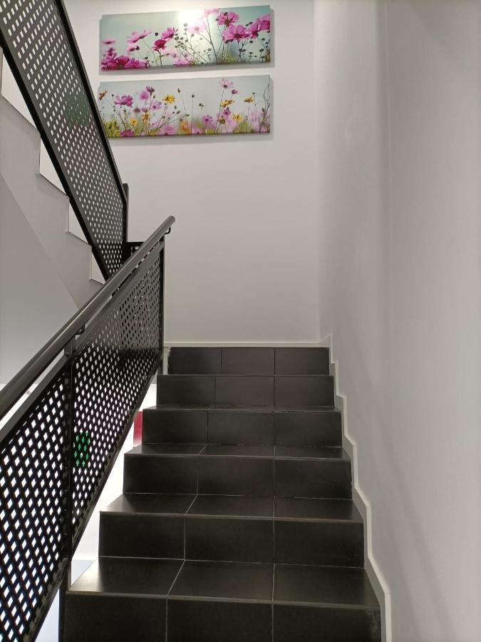 Hostal Las Encinas Villaviciosa de Odón 外观 照片