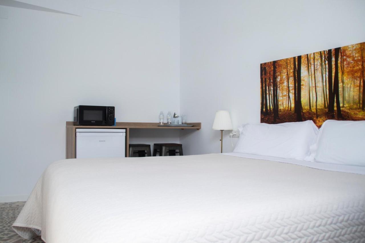 Hostal Las Encinas Villaviciosa de Odón 外观 照片